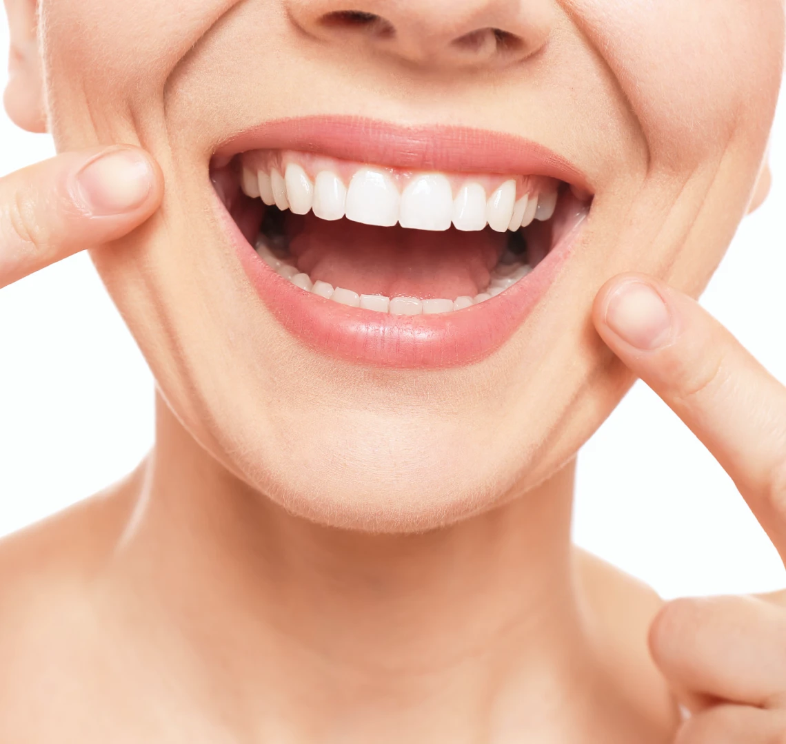 Maintenance parodontale au cabinet du Dr Bennani Ribet à Menton proche Monaco